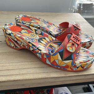 Tory Burch Sandals size 6